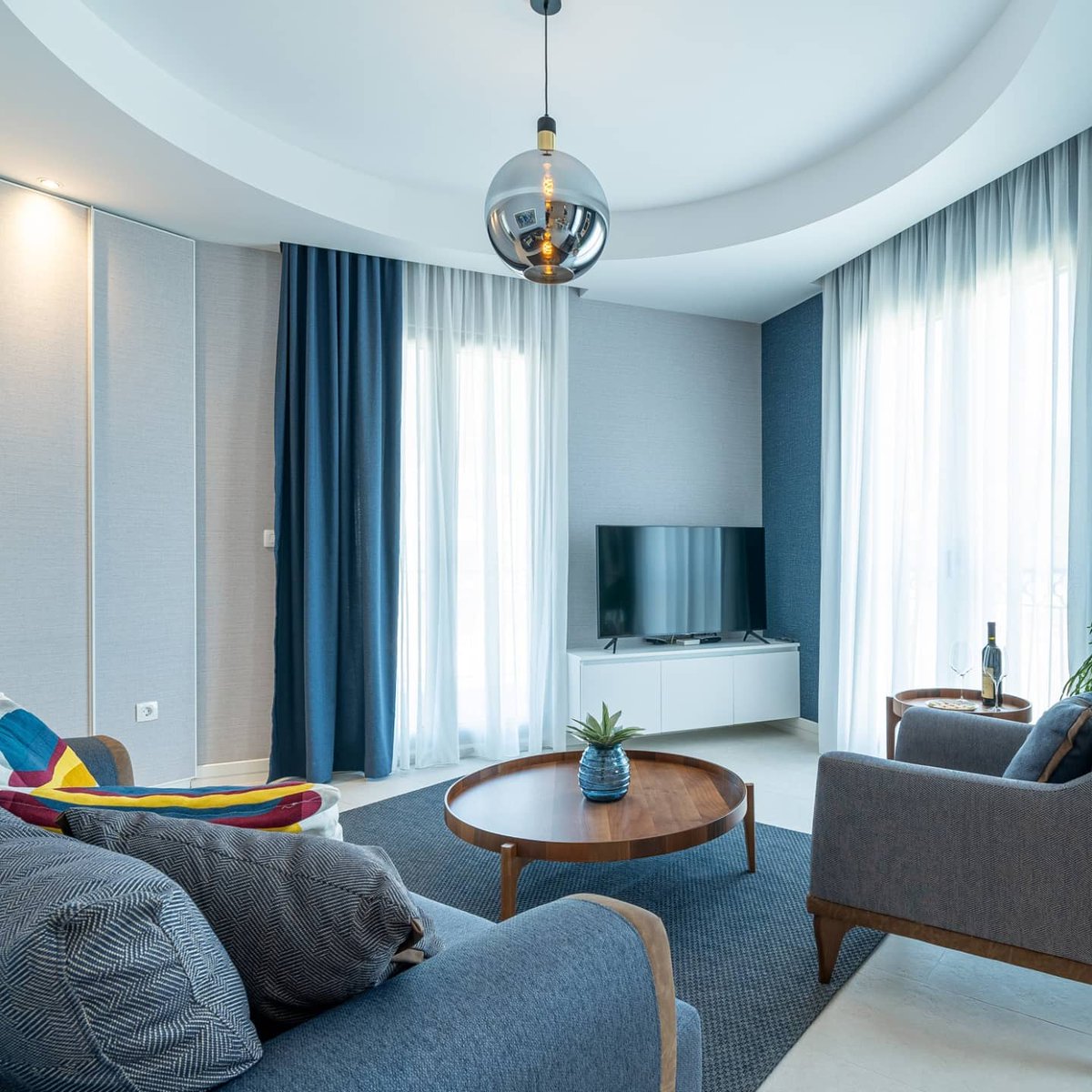 propertymne's tweet photo. One-bedroom apartment steps away from #PortoMontenegro.🌄
This new building is located at a very high-end location only 150m from the #sea.

Area: 45m2
Price: €165 000
.
#montenegro #realtor #realestate #properties #propertybrothers #property #realestatelife #houseforsale https://t.co/moTTosn22v