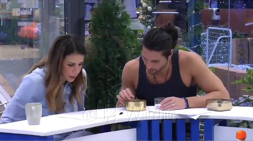 NY_Watcher's tweet photo. #SS_ES Meanwhile in the #SecretStory House πΆ
#Secret15D https://t.co/v4iz7gHTcr