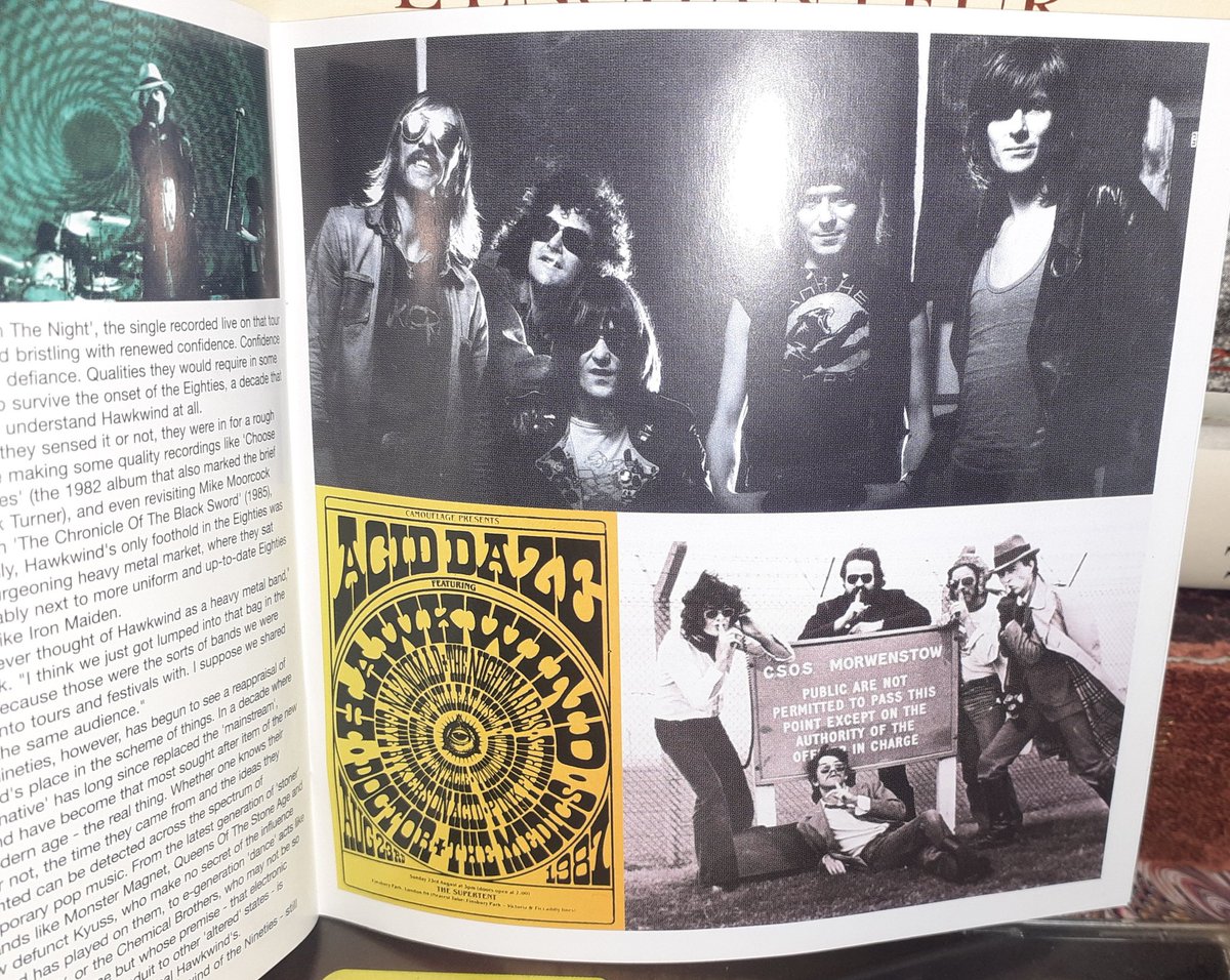 Ponomarov3's tweet photo. #PlayingNow Hawkwind, plus précisément la période Robert Calvert: période 75-79 psyché & en partie New Wave, Roxy Music, Brian Eno, David Bowie-esque... la meilleure d'entre toutes !
#Hawkwind #KingsofSpeed #HassanISahba #Magnu #DaveBrock #SimonHouse #PaulRudolph #SimonKing https://t.co/g2tSSSIEl7
