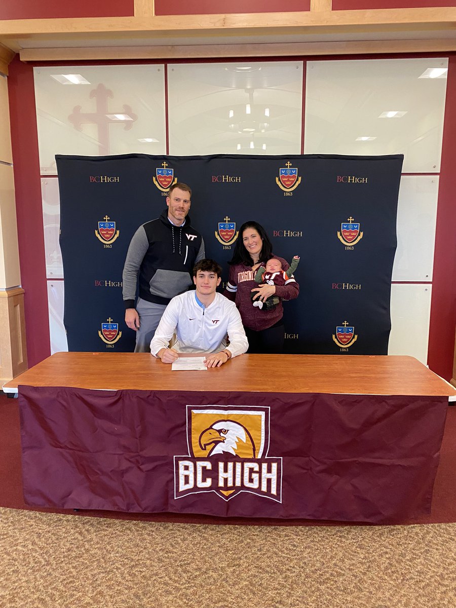 BChighathletics's tweet photo. Congratulations to Johnny Garrett ‘22 on signing his NLI to play football at Virginia Tech ! 
@HokiesFB 
@CoachPryVT
@BrianDohn247
@RivalsFriedman https://t.co/7KWoLIduel