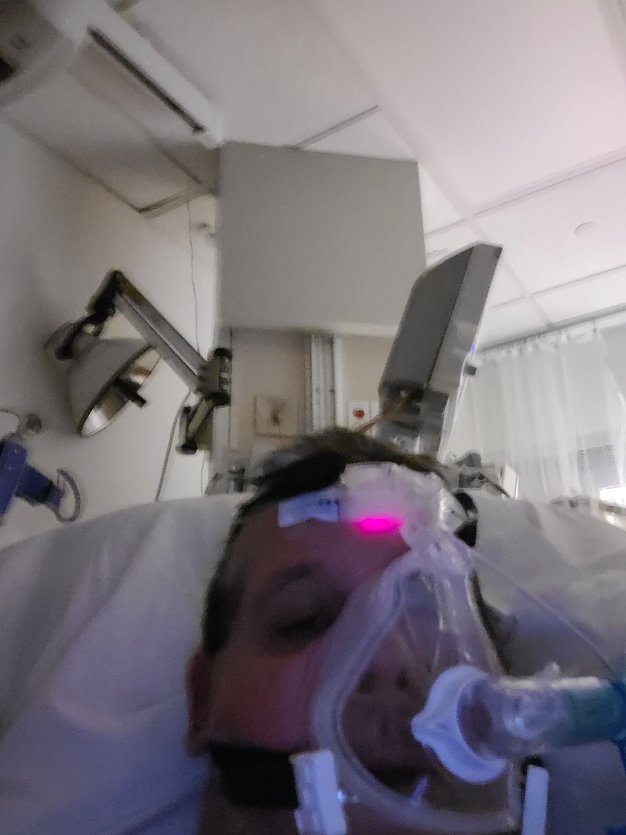 Roe Loves Sad Country Music tweet media