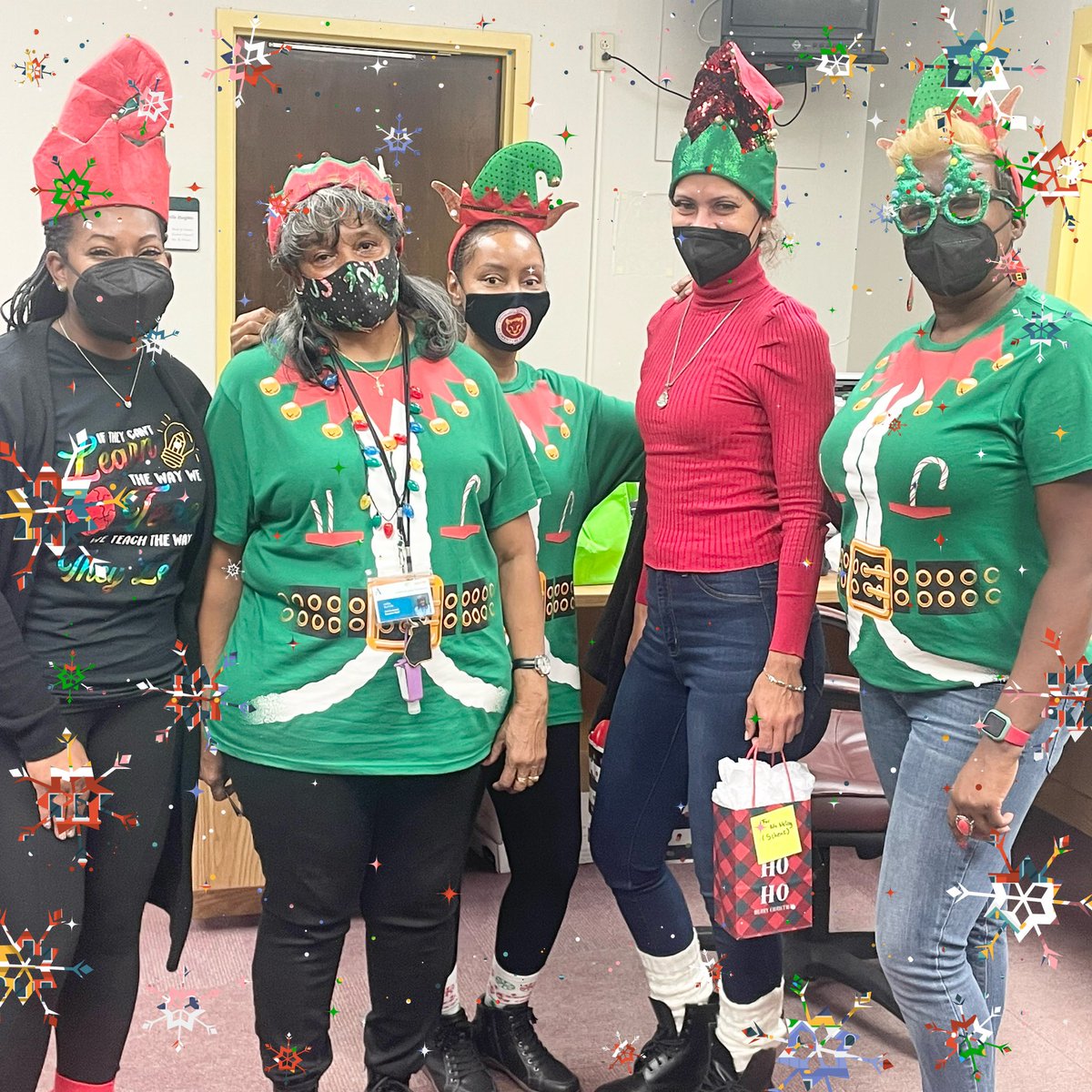 CounselorTHES's tweet photo. Elf day and Candy Cane Lane at @Thomasville_HES!!! We are having a great #THESWinterWonderland as we get closer to the winter break. Only 2 days left! #ChooseTHES https://t.co/IjNI4isqmm