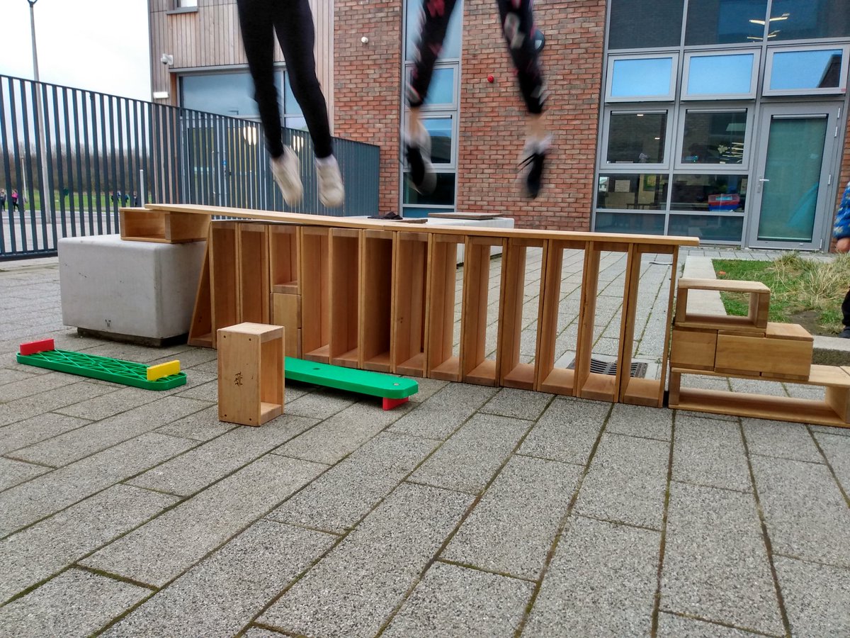 A bit of risk was added to the playground with #BlockPlay <a href="/WallyfordPS/">Wallyford Primary</a> Lots of discussion and safety checking went into this balance beam and then a complete redesign. There's even a thoughtful mini version for anyone scared of heights 🥰
