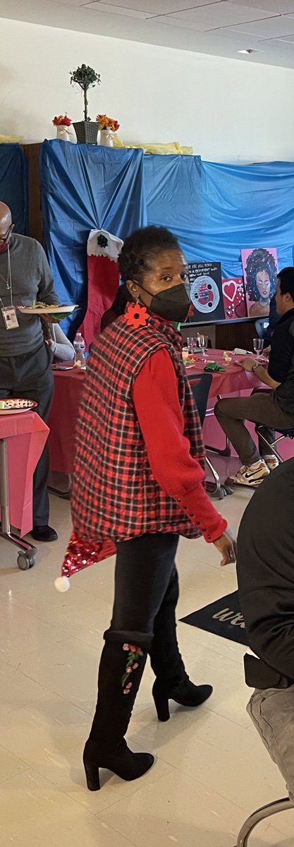 AP_Meijer's tweet photo. Let me tell you about the best social worker in @dcpublicschools: Ms. Hardy at @BallouDC. She goes above and beyond to support students and families and organizes monthly events for our team to build community and practice self-care. We are so lucky to have her 💙💛 #ChooseBallou https://t.co/jUPsJSBHHs