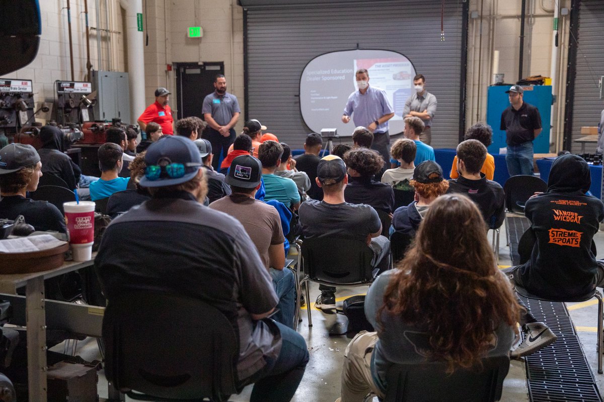 A big thank you to @billutterford, @GlennPolkAuto & @Ford for recognizing the outstanding work done by our Auto Tech students at the @LaGroneAcademy. The tools and engines you donated will be put to good use!