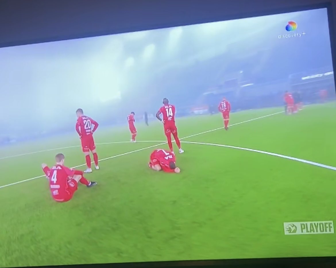 HampusLofgren's tweet photo. Tungt för Brann… https://t.co/yb7BA00USD