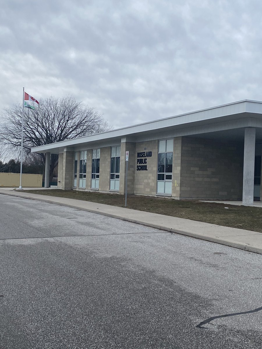 Had a wonderful and memorable teaching placement at Roseland Public School. I’m going to miss the students in 2/3 J so much. Thank you to all of the staff &amp; students at Roseland for being so welcoming, kind, and helpful. This teaching experience has been so rewarding. <a href="/home_rams/">Roseland Home of the Rams</a>