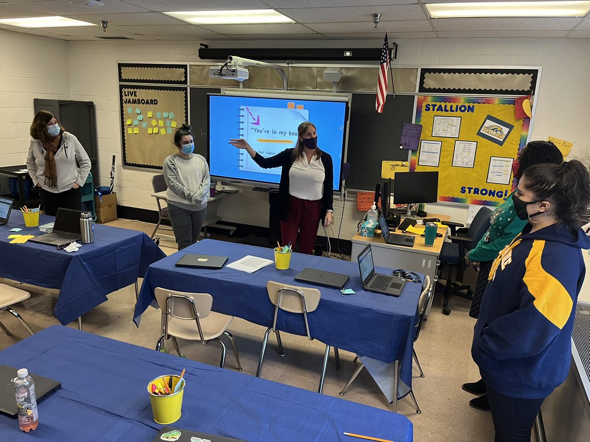 Awesome professional development on building relationships and cultivating trust through dialogue circle facilitation at Sligo! Kudos to staff development teacher, Ms. Cannon for engaging staff! #restorativepractices <a href="/PBilock/">Patrick Bilock</a> <a href="/APImamura/">Brett Imamura</a>