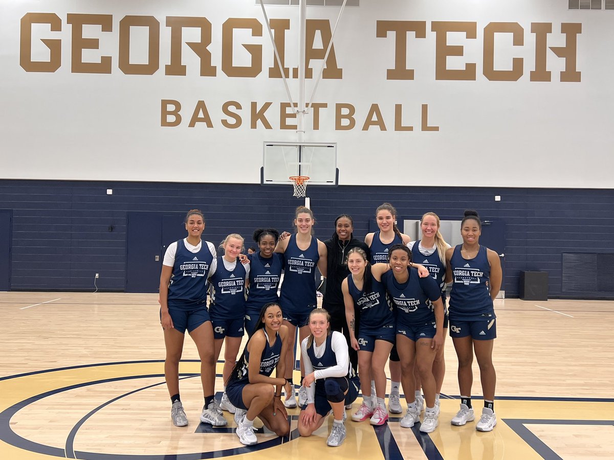 Special thanks to <a href="/Catchin24/">Tamika Catchings</a> for stopping by practice! 🐝🏀