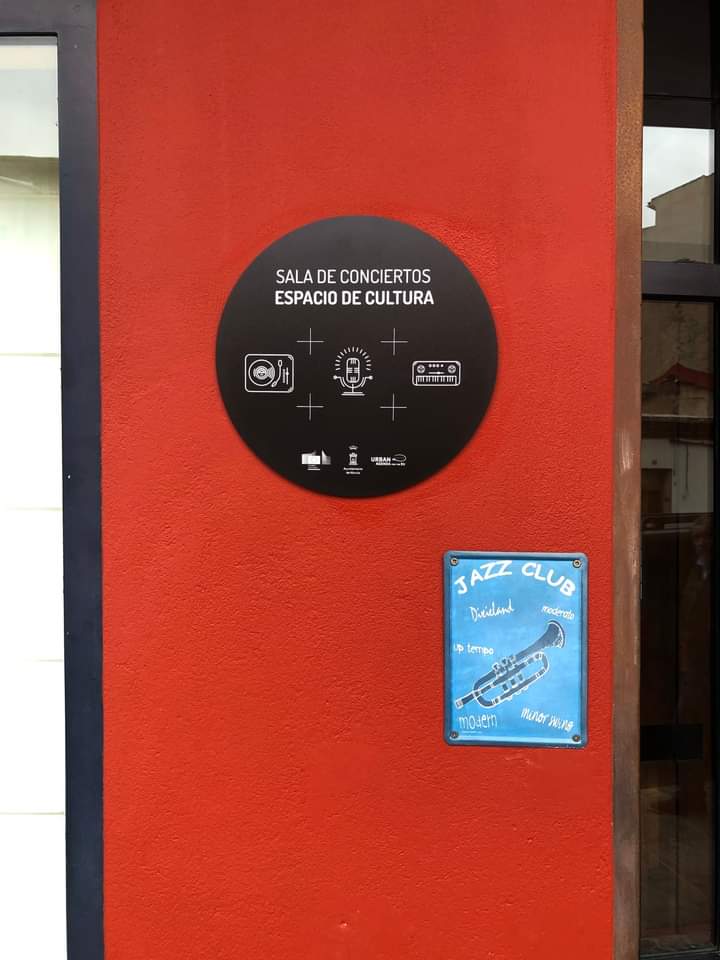 franpenat's tweet photo. El @AytoMurcia reconoce a las salas de conciertos como espacios de cultura. Gran noticia 🤟🤟 https://t.co/eJcRJmgPsk