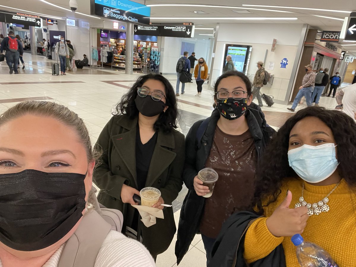 RNAisthenewDNA's tweet photo. Great trip with the lab to join @SSRepro for #SSR2021! Gonna get to see @LGChukrallah talk about her awesome work! https://t.co/gu47THXFqL