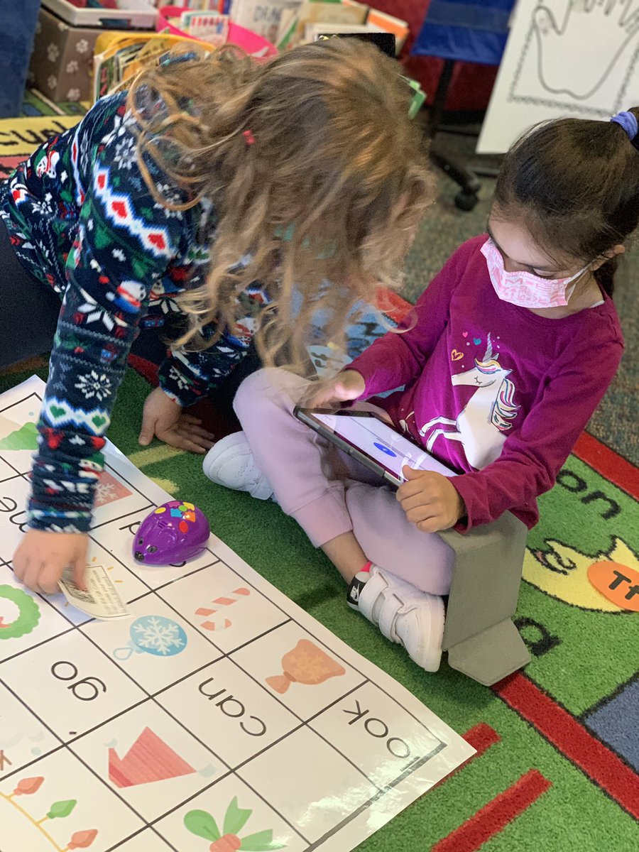 mrsjones72812's tweet image. Kindergartners used the Code and Go Mice + sight word mats today at @ChrisYungES ! Love that I could use @Flipgrid mic only option to record sight words + print the QR Code on cards! #csedweek2021