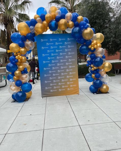 SJSUEngineering's tweet image. Congratulations to all SJSU Engineering graduates participating in commencement! Stop by the photo opportunities near the Student Wellness Center for the custom SJSU Engineering backdrop!

#SJSU20 #SJSU21 #sjsuengineering #YesSJSU