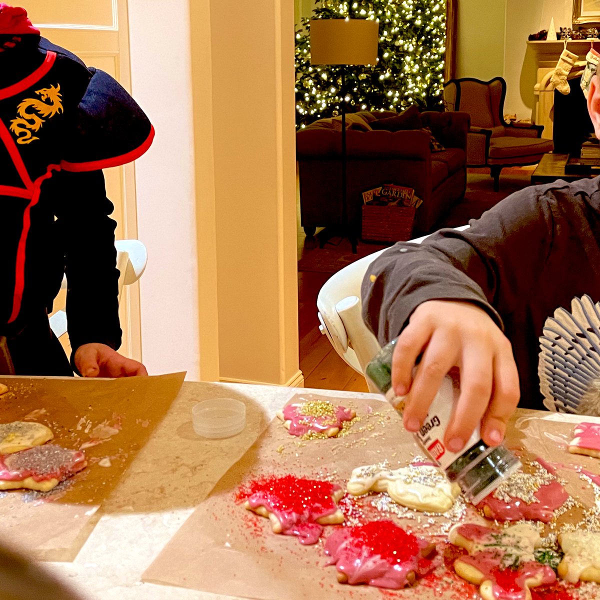 The true test of a Type A/A- parent’s ability to keep their sh*t together: giving frosting and sprinkles to a couple of first graders