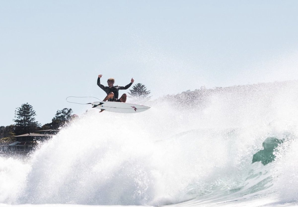 rustysurfboards's tweet photo. Letty putting his knees on the line
Photo: gfunk
#rustysurfboards #RustyBlade #ourkind
Shop the Blade: https://t.co/yH9ouvtHeu https://t.co/5FLK0uyPiH