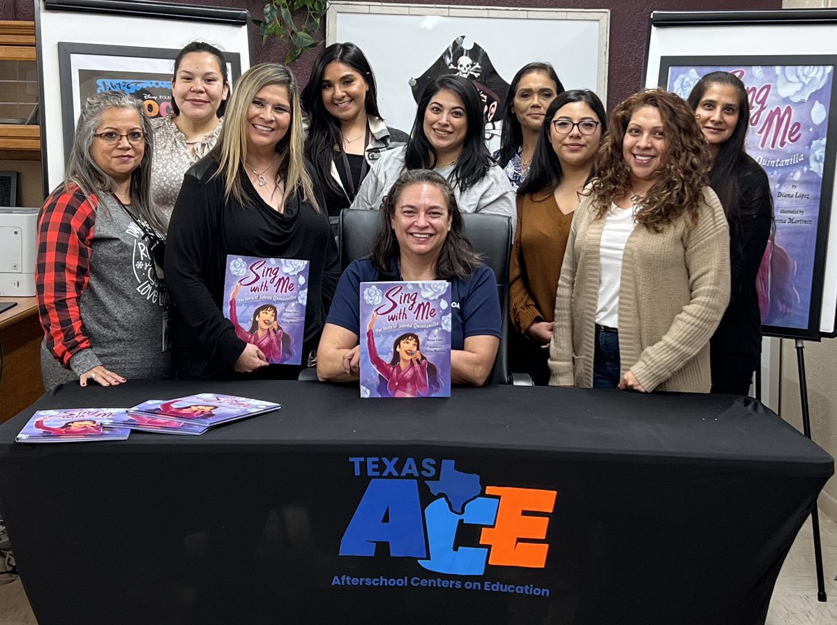 mayormandy's tweet image. Author, Diana Lopez signing her books “Sing with Me” The Story of Selena Quintanilla for our Mathis ISD students 😊 @dianalopezbooks