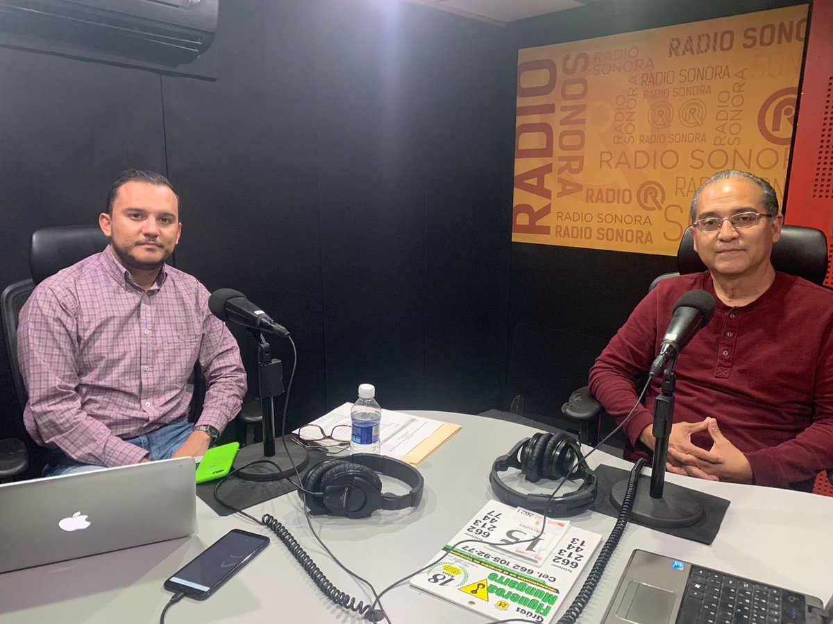 Hoy en Cuéntame esa historia a las 15:00 horas, nos acompaña el José Manuel Grijalva Chong y el
Director general de Boletín Oficial y Archivo del Estado de Sonora, Juan Carlos Holguin. Tema: campaña anti china en Sonora.