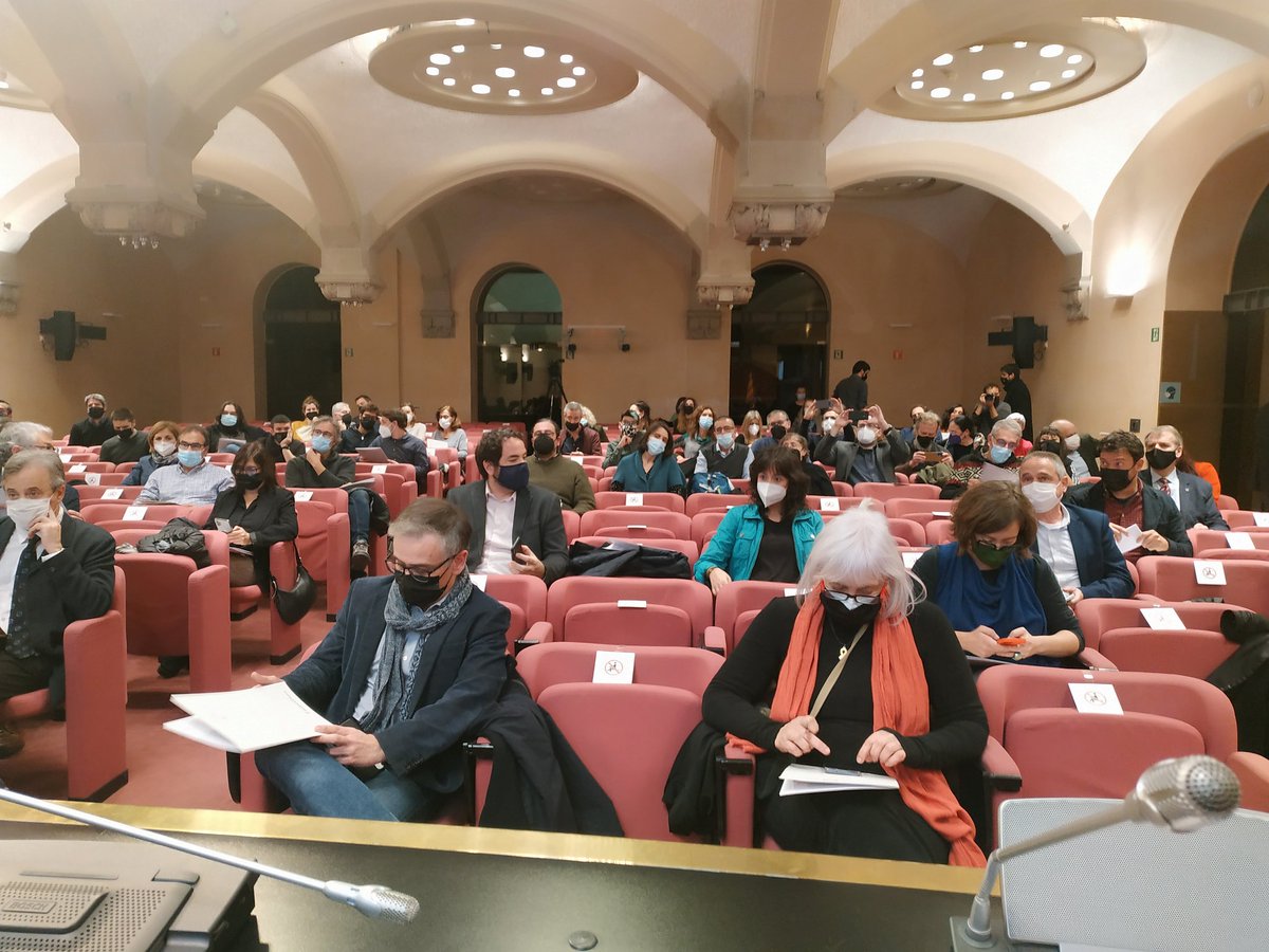 SergiRaventos's tweet photo. Avui hem presentat l'oficina del pla pilot de la renda bàsica universal de la Generalitat de Catalunya. Moltes ganes d'iniciar un canvi de paradigma. Amb @LauraVilagra i @CarmePorta avui a la presentació. Feia goig! https://t.co/itDUbujsH5