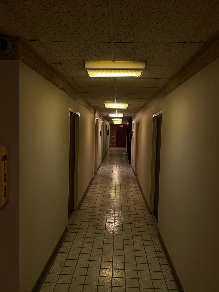 73jce's tweet photo. looks like where a biopic set in the 70s could be filmed https://t.co/6ZNZzzNYPL
