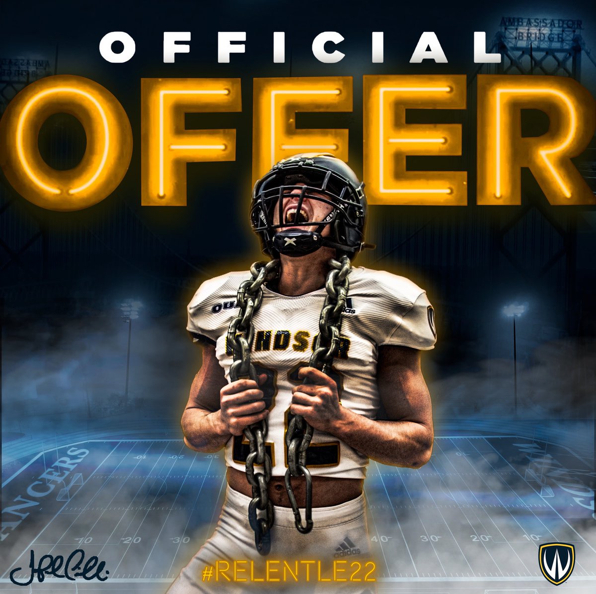 Blessed and thankful to have received my first offer from @UWLancerFB Big thanks to @CoachCircelli and the rest of the coaching staff for the opportunity!💛💙