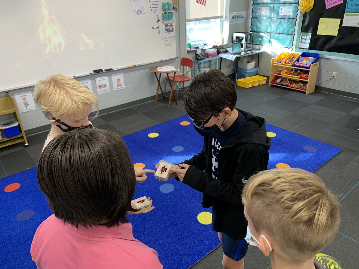 sara_freeman's tweet photo. My Y6 kids got to show off their video games today to Y3! It was so fun to have all our hard work pay off!! @scratch @microbit_edu #STEMeducation #maplemakers #ssdpride #warriorscreate https://t.co/9WwhXlvX6k