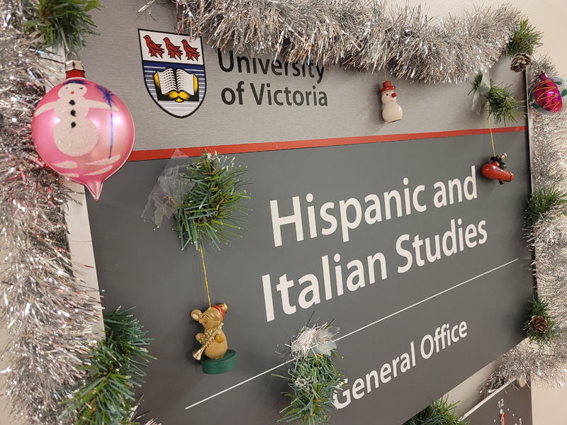 Happy Holidays from Hispanic &amp; Italian Studies! Feliz Navidad! Buon Natale!