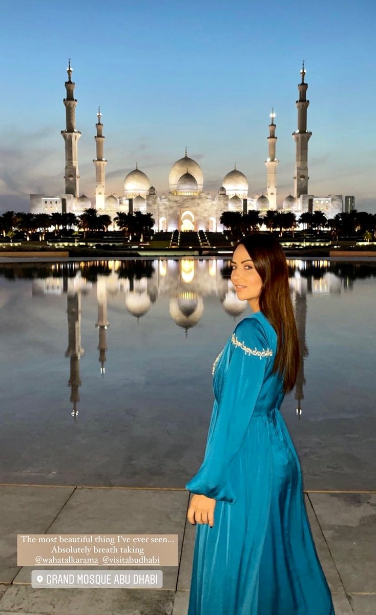 Just when I tell people that she cannot possibly be any more beautiful, she goes out and turns me into the biggest liar in the world. #WCW #3PS