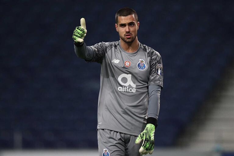 porto_depre's tweet photo. Não há mais nenhum clube no mundo com esta qualidade na baliza... é absurdo 🔥 https://t.co/DAmfkJ4UGG