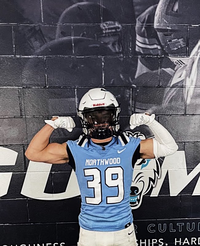 Excited to receive a PWO offer from @The_WOOD_FB!! Thank you <a href="/Coach_McMacken/">Gavin McMacken</a> <a href="/lth95_haynes/">Leonard Haynes</a>