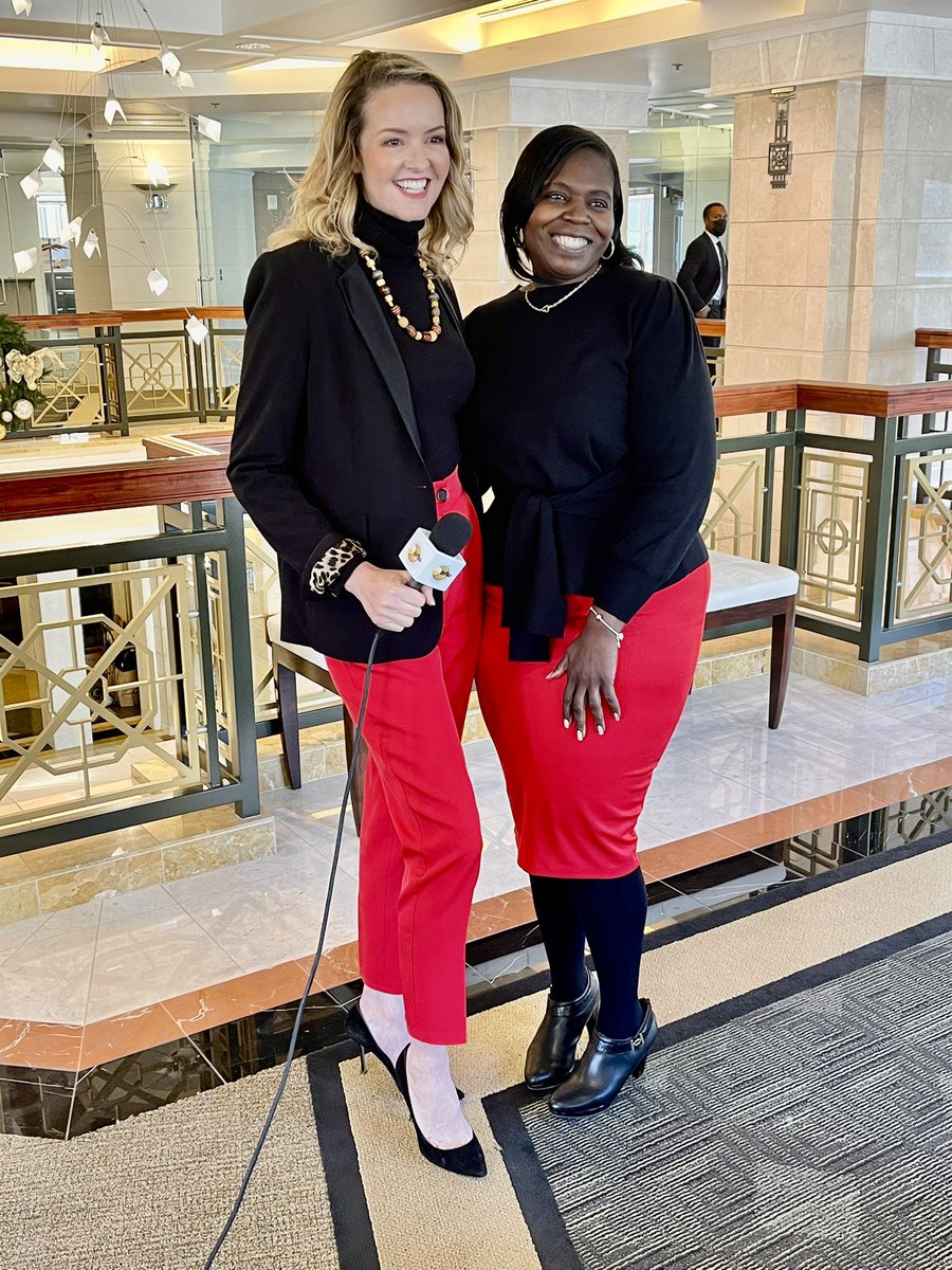 PalBuffalo's tweet photo. I had a great interview with @am_buffalo this week in preparation for the New Year’s Eve Ball Drop Event at the Electric Tower! I can’t believe that @MelSaysWhat and I totally dressed alike 😂🤣🎆🎊🎉 #nye2022 #happynewyear #newbeginings #buffalopal #lettheplanningbegin https://t.co/bECVo2VLwW