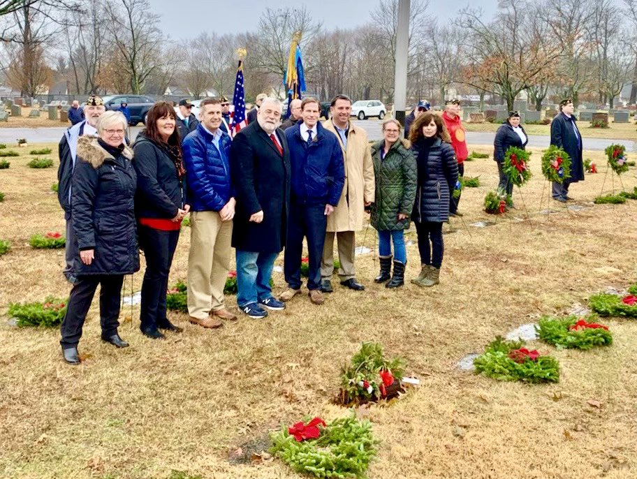 Mayor Ben Blake and the Freelove Baldwin Stow Chapter of the Daughters of the American Revolution cordially invite you to attend the 2021 Wreaths Across America event. 

Saturday, December 18, 2021
12:00pm
King’s Highway Cemetery
at Veterans Circle
270 Cherry Street
Milford, CT
