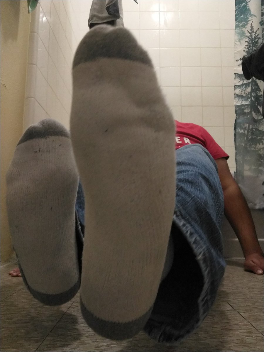 GaySocklover's tweet photo. Just Letting Them Breathe Who Wants to be Under Them 😈😏😝🖕🏽#SweatySocks #StinkySocks #GaySockLover #GayAnkleSocks #AnkleSocksLover #SockLover #MaleFeet #MaleSocks #MaleFeetWorship #SockWorship #SockSlave #GayBoyFeet #BoyFeet #GayBoySocks  #GayLatino #SockMaster #FootSlave https://t.co/RtbQA8sbbI