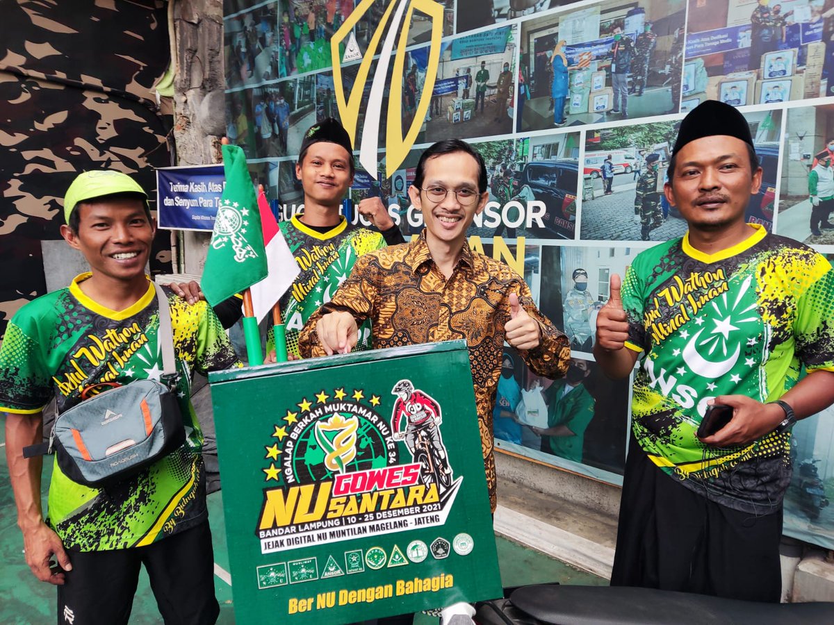 Gowes Nusantara "Ngalab Berkah Muktamar" 

Tim Gowes Nusantara NU Muntilan tiba di PP GP Ansor diterima Sekjen PP GP Ansor Gus Adung.
Mereka berangkat dari Muntilan tanggal 9 Desember 2021 menuju arena #MuktamarNU2021 di Lampung.

<a href="/nu_online/">NU Online</a> 
<a href="/Adung65A/">adung</a>
