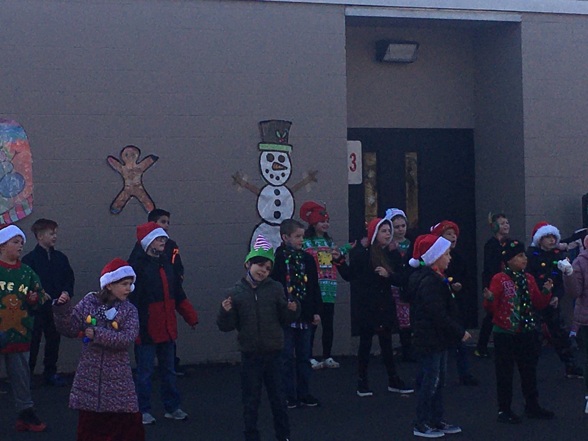 Lillian Drive School tweet media