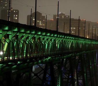 TheMarkCompany's tweet photo. The #HighLevelBridge in #Edmonton #Alberta will be lit in shades of green for the Christmas Bureau of Edmonton’s Delivery Day. https://t.co/YsCtqrcdWh #BringJoy #PassThePlateYEG #YEGFamilies #YEGChristmas #NeighbourHelpingNeighbour #YEGCommunity #YEGCharity #Yeg #LightTheBridge🎄 https://t.co/4v0cD29ioN