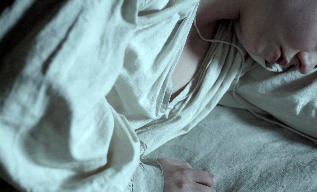 apostIIe's tweet image. the witch (2015)