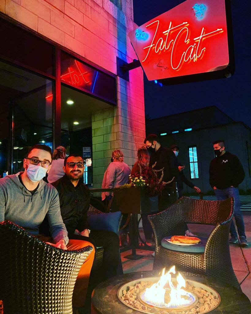 60° degrees in December in Chicago?! That’s patio weather! Our patio is open with heaters, fire pits &amp; blankets. And it’s Whiskey Wednesday! $7 whiskey cocktails tonight. 🥃

🥃
🥃
🥃

#fatcatchicago #chicagoandfood
#bestfoodchicago #bestfoodfeed #chicagofoodanddrink #infatu…