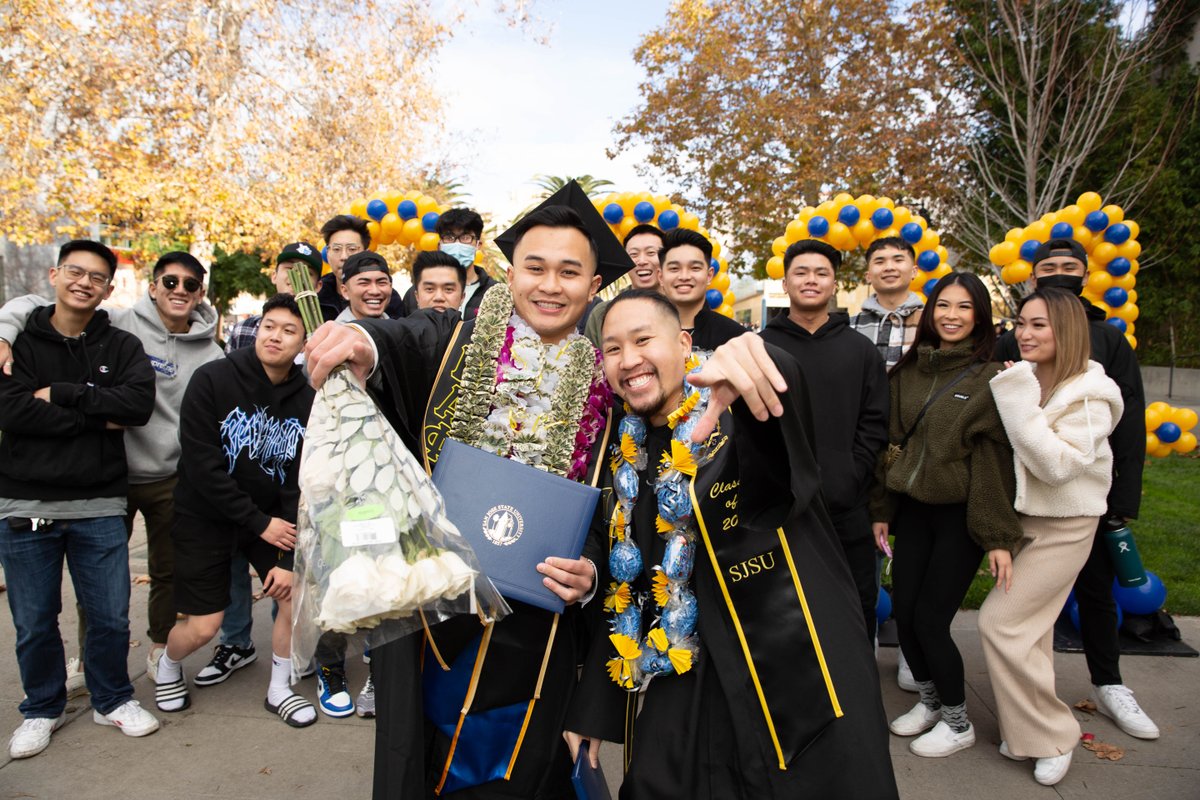 Delighted to honor grads from <a href="/SJSUEngineering/">SJSU Engineering</a> at this afternoon’s second #SJSU21 commencement ceremony of the day! 

You will now become a force for good and use your degrees to make society better. Kudos, graduates! <a href="/calstate/">The CSU</a> #SJSUAlumni <a href="/SJSU/">San José State University</a>