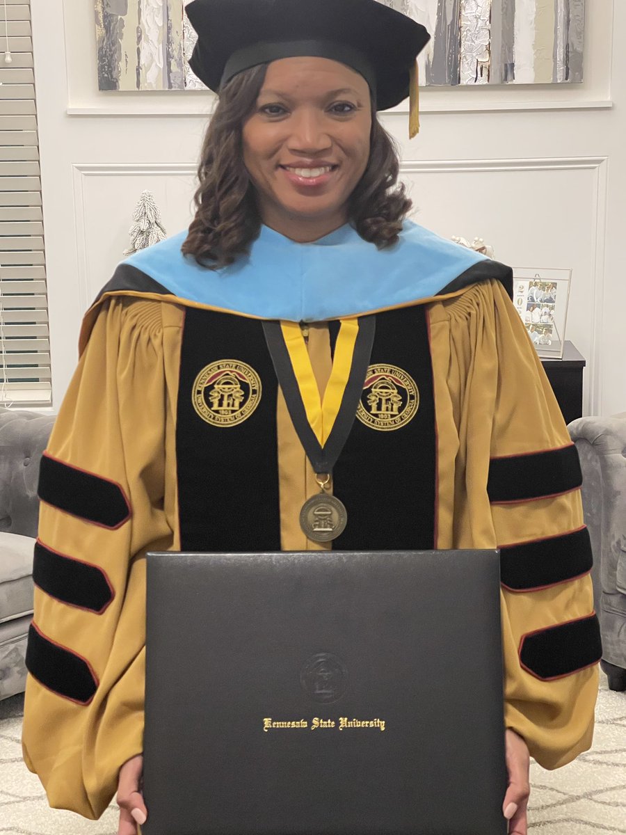 She believed she could, so she did! #DrAngelaMack #KSUgrad #BCOE #TeacherLeadership