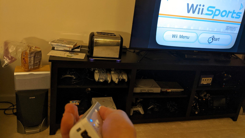 gzunigah's tweet image. Wii Meets Its End In Breadcrumb Jail hackaday.com/2021/12/15/wii… #classichacks #homeentertainmenthacks #NintendoHacks