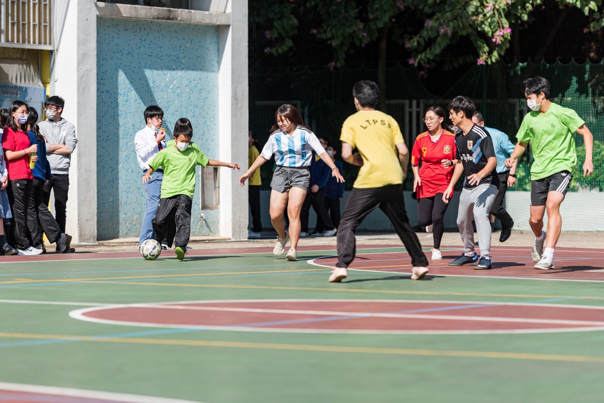 SpanishLTPSS's tweet photo. Football match Teachers vs. Students &amp; workshop about Mexico conducted by drama teacher Mr. Hamilton, who lived there for 11 years, were the activities we had last Friday, the day Spanish Week 2021 ended. Thank you all for your participation. ¡Gracias! #Spanishweek21 #LTPSS https://t.co/rrOvbNm6LS