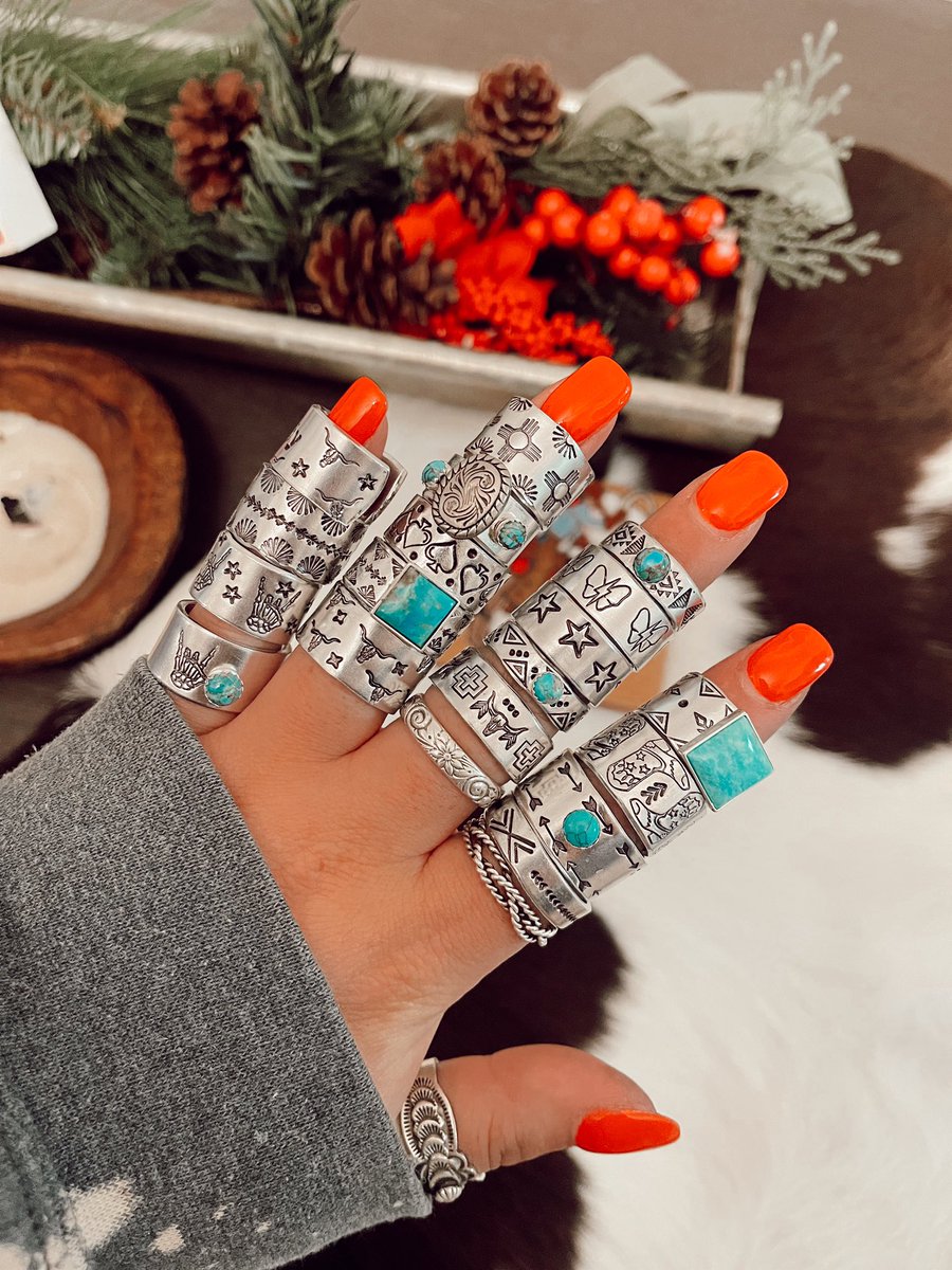 LBar3_'s tweet image. My favorite things to make 🤓