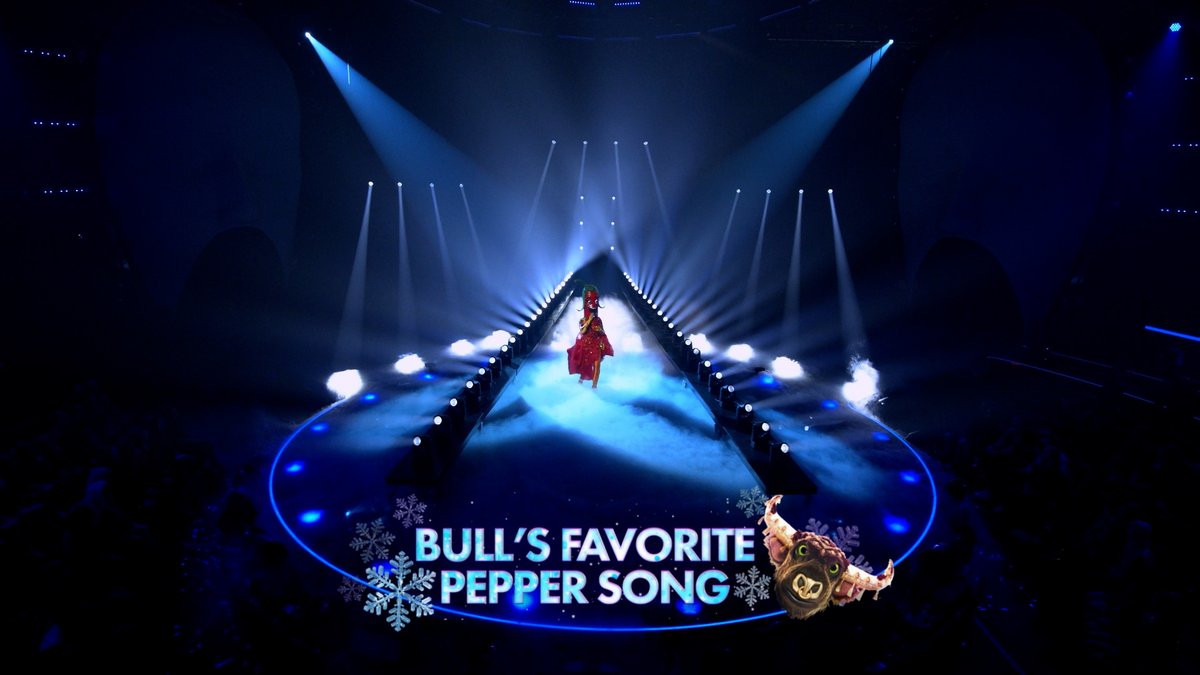 MaskedSingerFOX's tweet image. #BullMask and #PepperMask's friendship warms our hearts! 💕 #TheMaskedSinger
