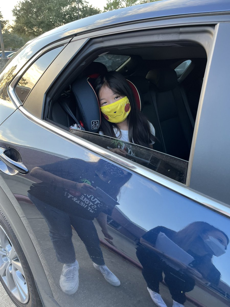 Mrs. Se (@mrssesclass) on Twitter photo Last drive through event for our virtual students! We are so excited & ready to teach these <a href="/KirkElementary/">Kirk Elementary</a> kids face-to-face in January! β€οΈ <a href="/MsTisch/">Avery Tisch</a> #kirkROAR Last drive through event for our virtual students! We are so excited & ready to teach these <a href="/KirkElementary/">Kirk Elementary</a> kids face-to-face in January! β€οΈ <a href="/MsTisch/">Avery Tisch</a> #kirkROAR