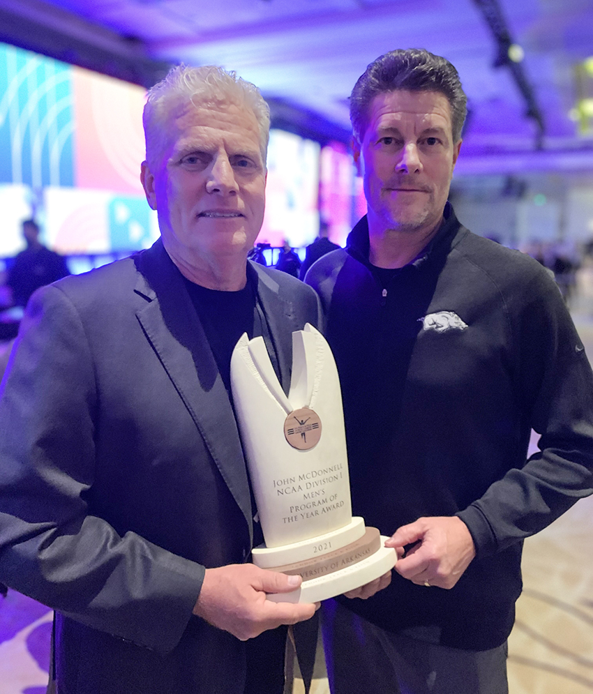 RazorbackTFXC's tweet photo. 2021 John McDonnell Program of the Year trophy presented to Arkansas men's team during the USTFCCCA Convention

Wooo Pig Sooie! https://t.co/B86ncRGOoF
