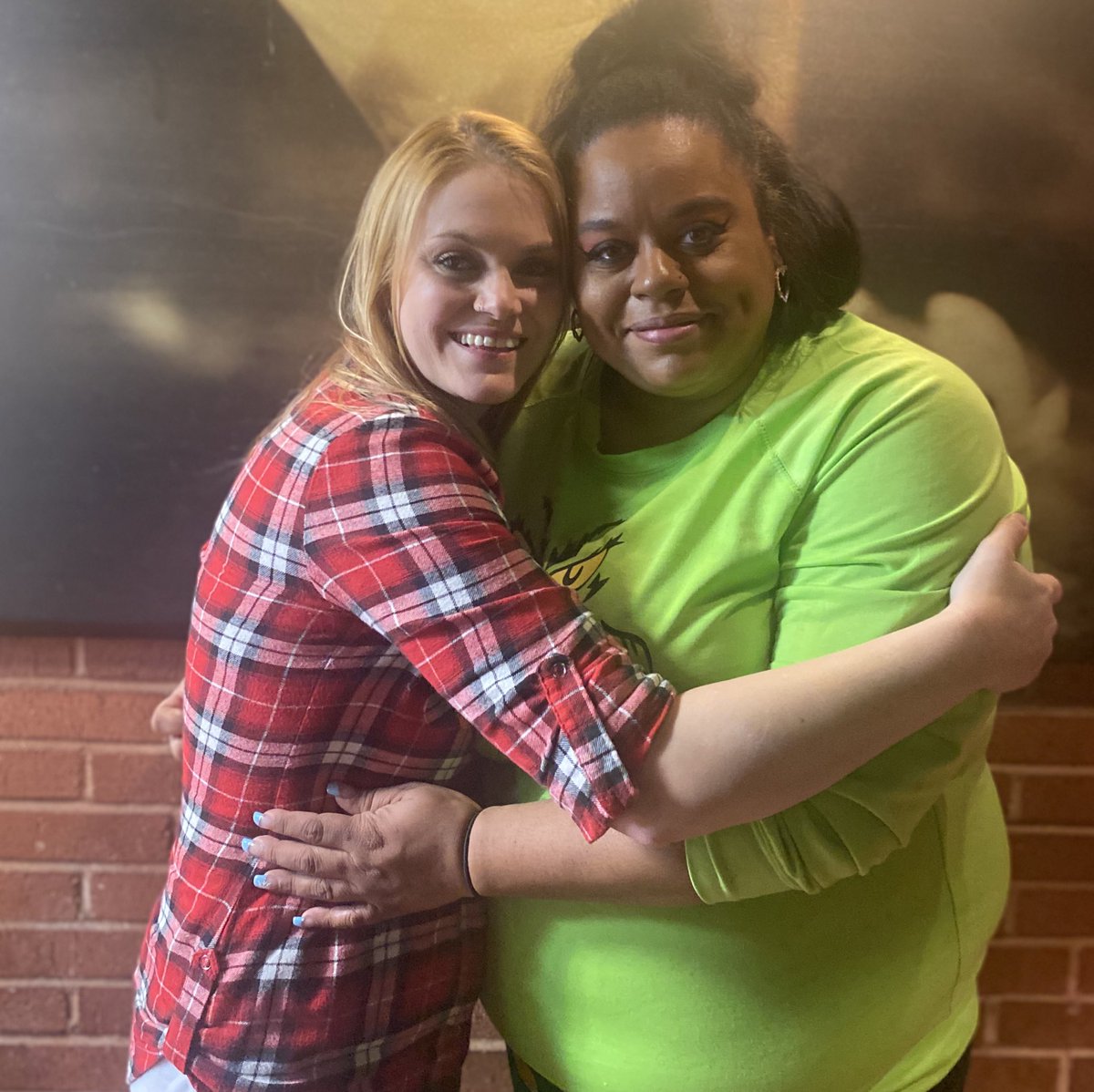 culinarymama2's tweet photo. 8yr Chilihead leaving the district! What better way to celebrate then to have a party at her Chili’s &amp; my old location! We will miss you dearly! Continue to leave a little sparkle everywhere you go! Cheers to you Keri‼️❤️🌶🌻@PepPowMark https://t.co/TSoyZSALNi