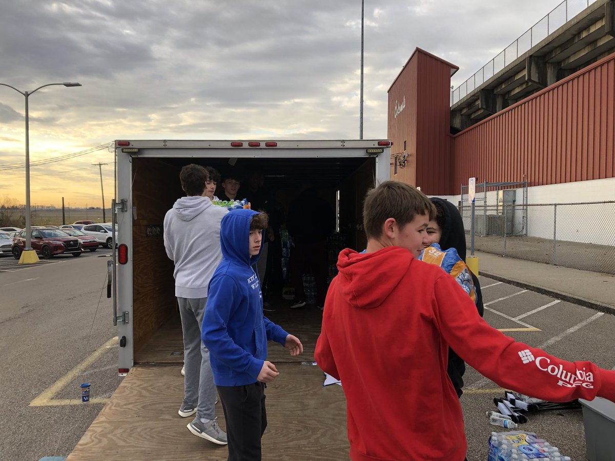HCCols_Football's tweet photo. Proud of our Colonel Football families for stepping up to help the Mayfield/Graves community where 2 of our coaches are from! #Built2Last https://t.co/NjbHFPAt13