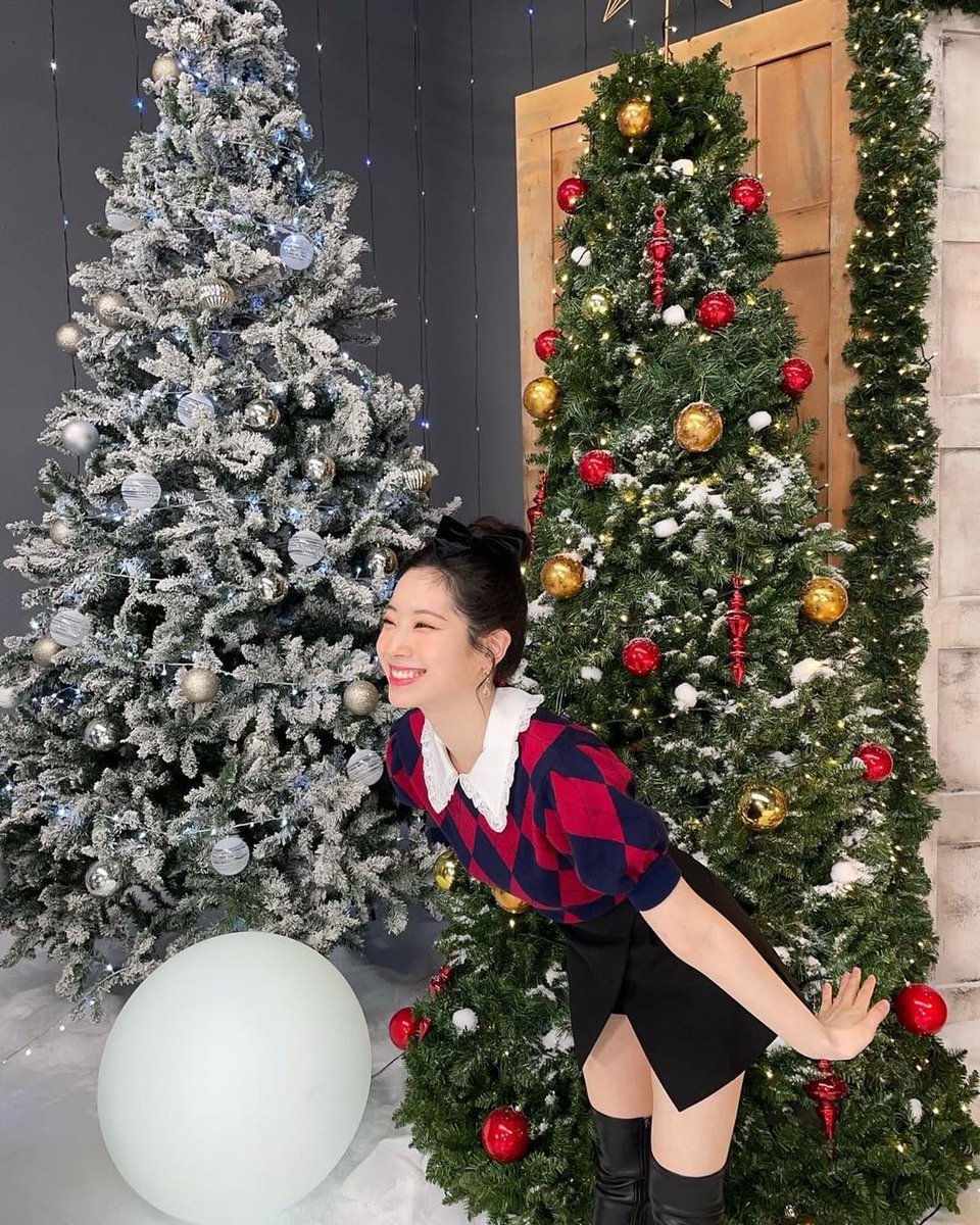 twice_picss's tweet photo. Dubu 🦅

#TWICE #트와이스 #DAHYUN https://t.co/6V5iUn1RDs