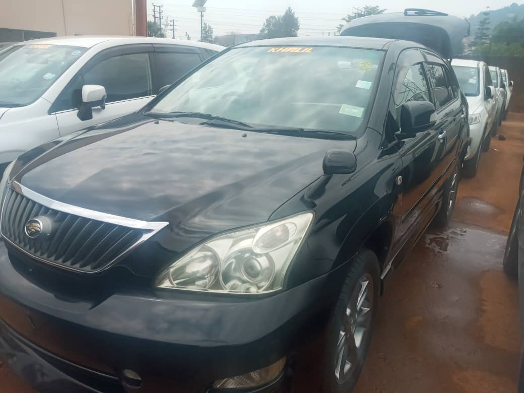 Ntalepauljerzy's tweet photo. DRIVE A CAR TODAY 
BONDED PRICES
Call 0704928971 or 0788512120
Mark x 2007 29m
Ractis  25m
Passo sette 25m
Toyota v8 2017 460m
Subaru xt 52m
Subaru imprezza 36m
Tx 2017 275m
Note: All prices are negotiable on ground 
Call 0704928971 or 0788512120 https://t.co/J2mVnTEMX7