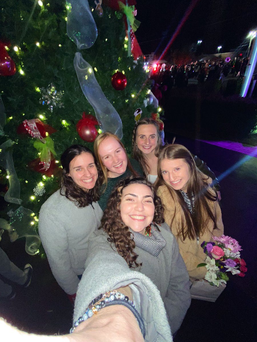 Molly Ward tweet media